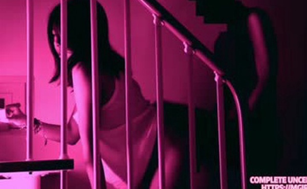 MgirlTV - 农历新年快乐—中国女学生张开双腿寻找性快感