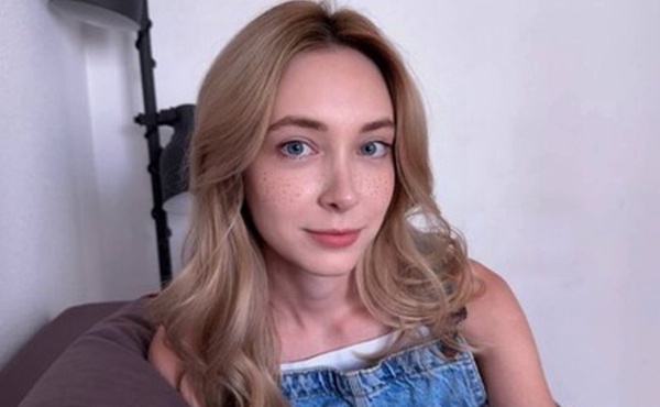 Asked for an overnight stay but it all ended with a creampie - [Loly Nebel]